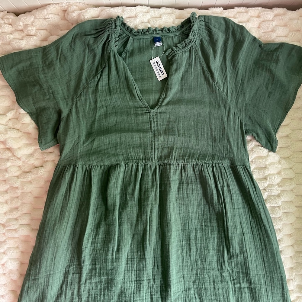 NWT Old Navy Women's Green Dress